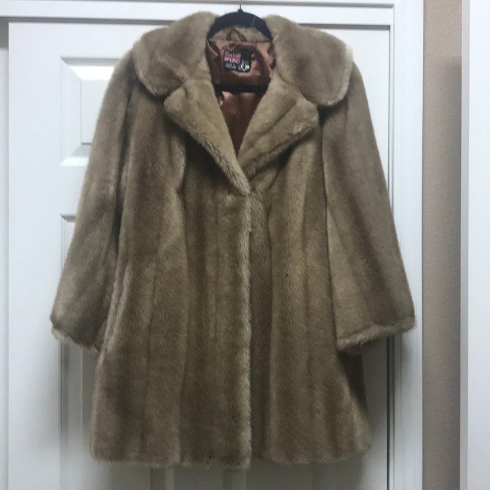 💄💋Tissavel France Faux Fur made in England